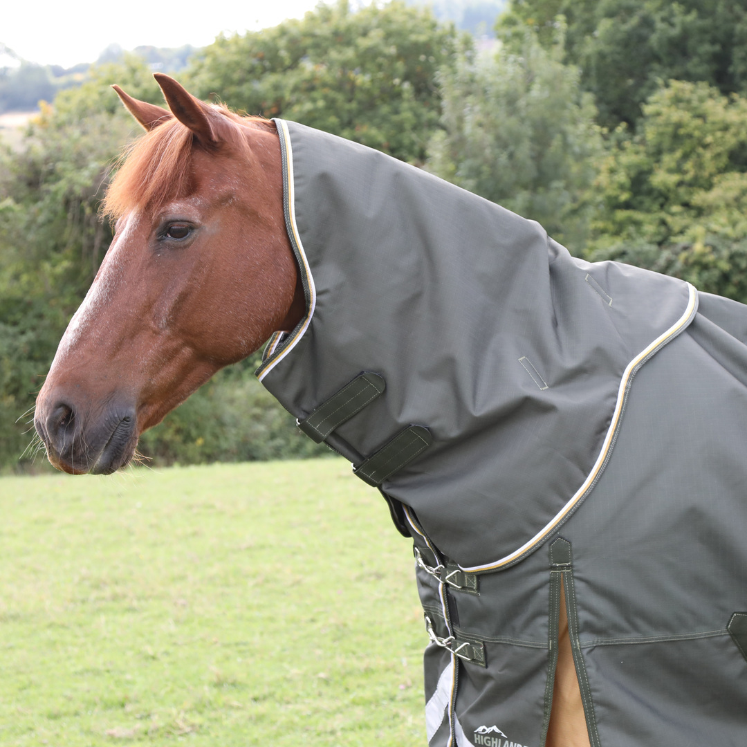 Shires Highlander Plus 50g Turnout Rug Neck Cover