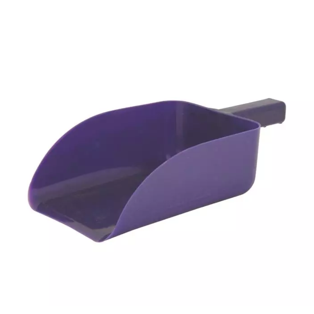 Roma Plastic Feed Scoop