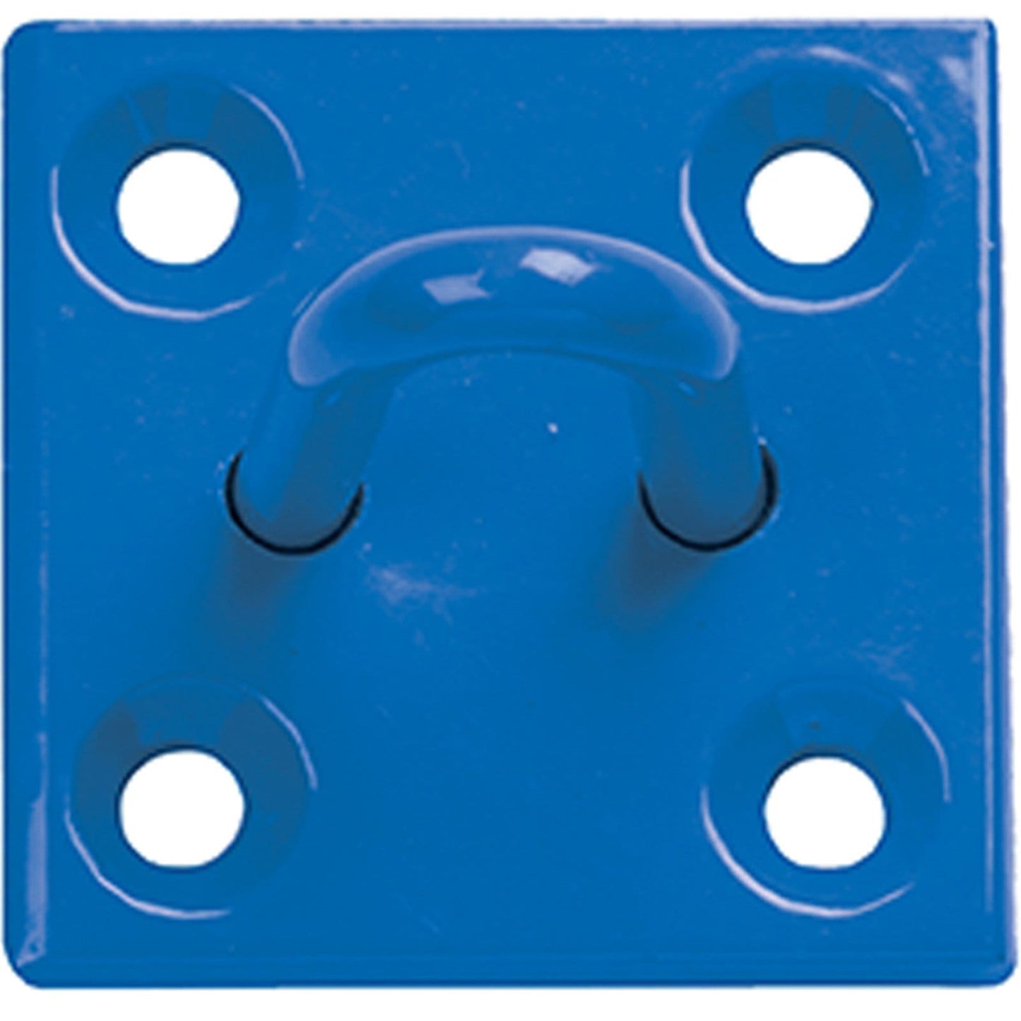 Perry Equestrian Chain Staple on Plate