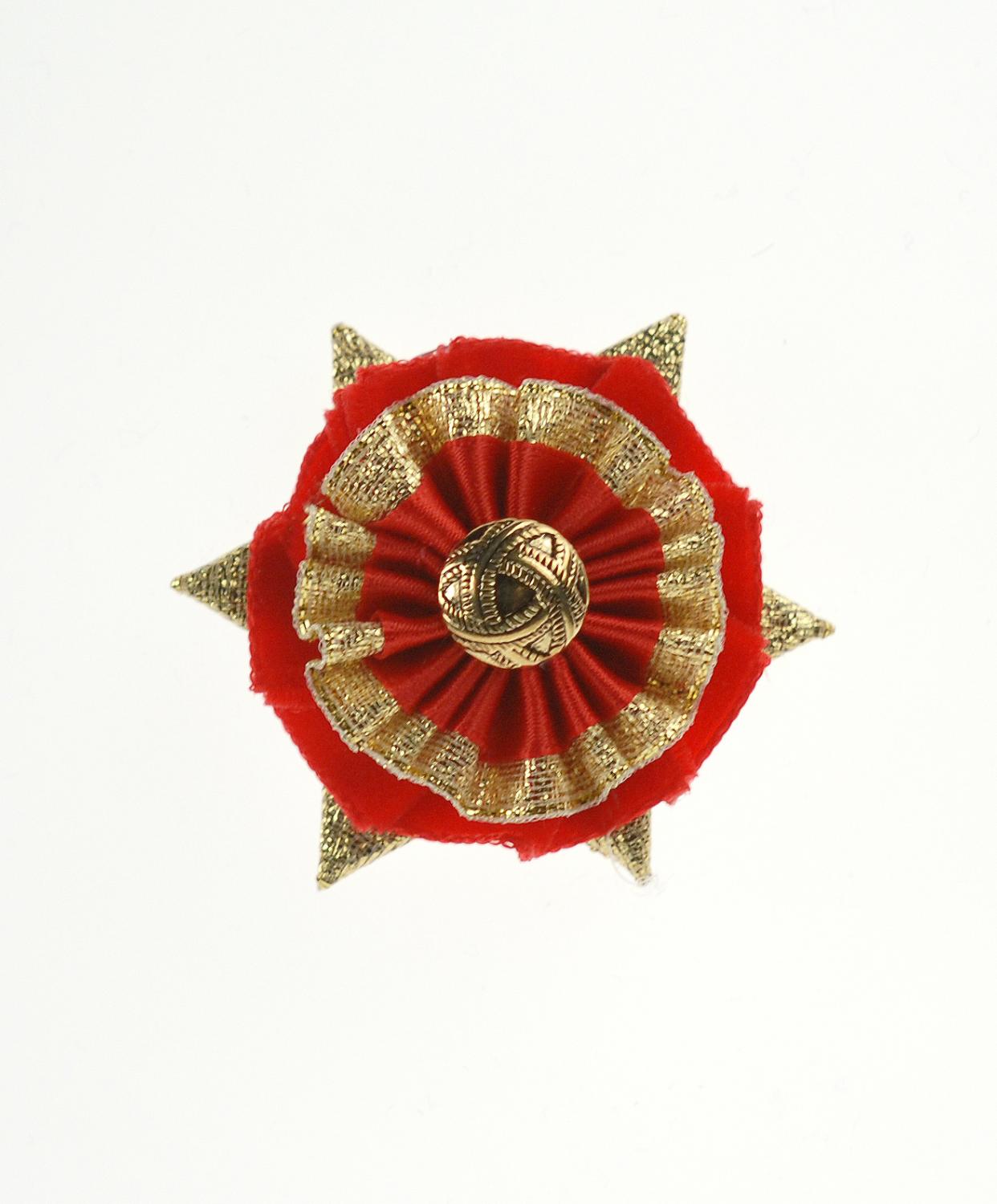 ShowQuest Boston/Ludlow Buttonhole