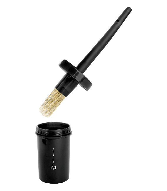 Mackey Hoof Brush And Bottle