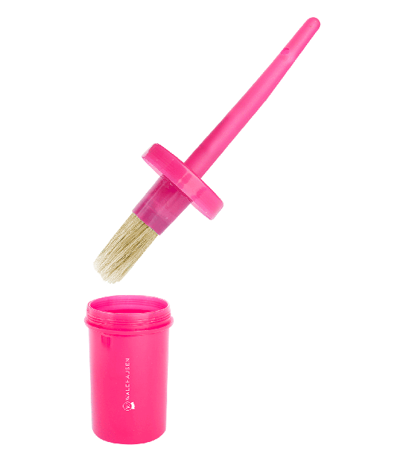 Mackey Hoof Brush And Bottle