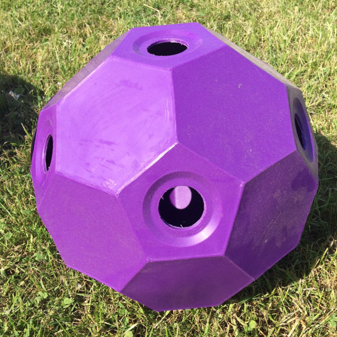Parallax Plastics Small Holed Hay Play