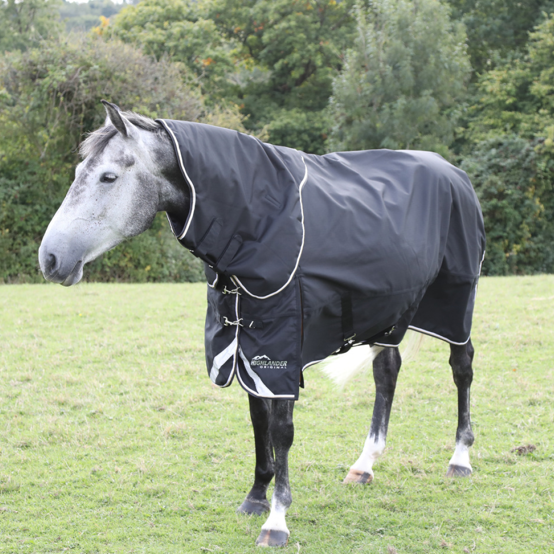 Shires Highlander Plus 200g Turnout Rug Neck Cover