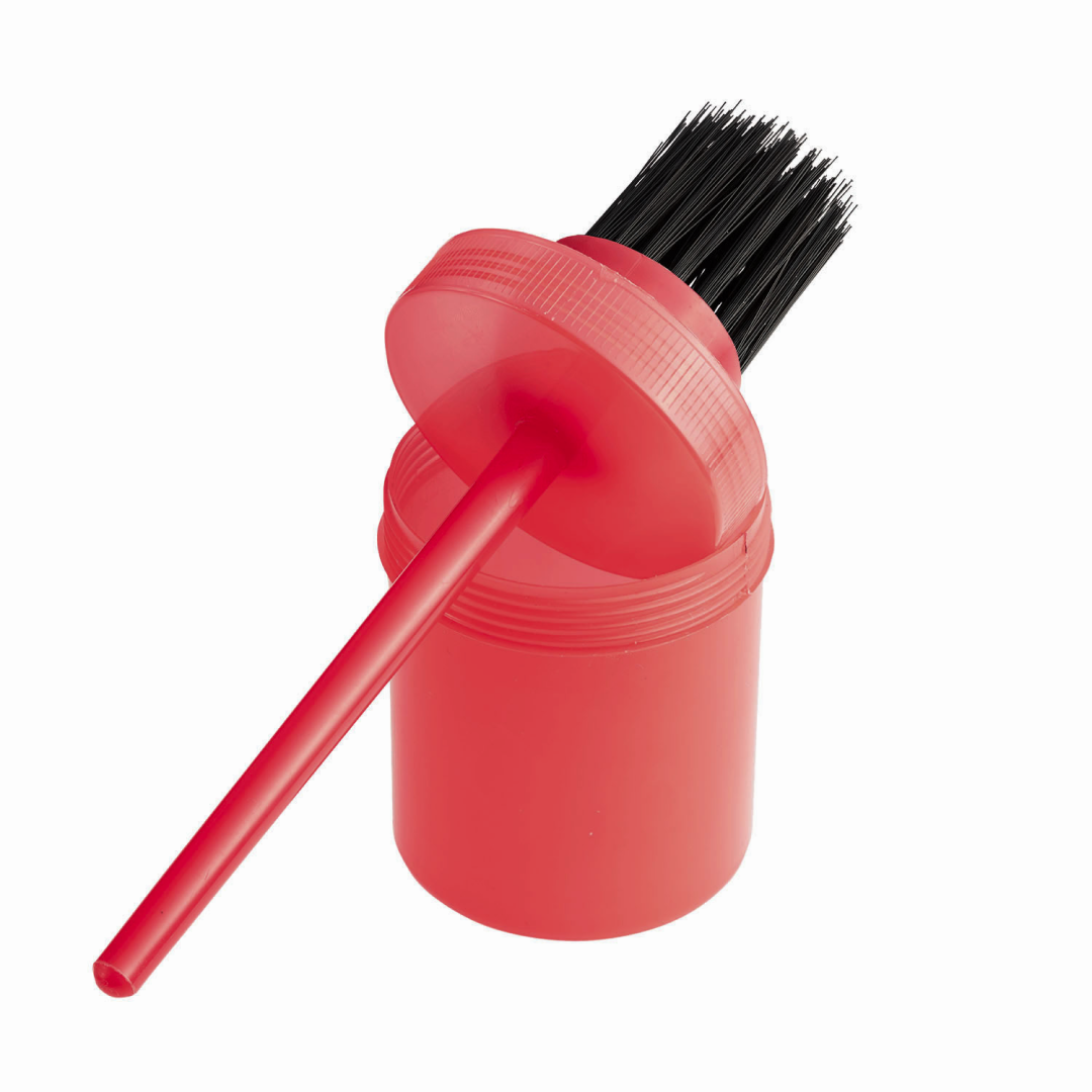 Bitz Hoof Oil Brush With Pot