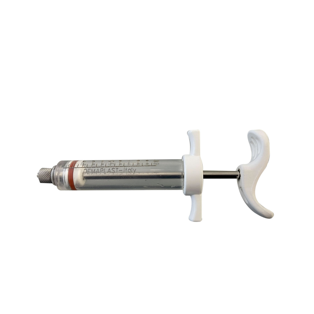 Fearing Reusable Syringe