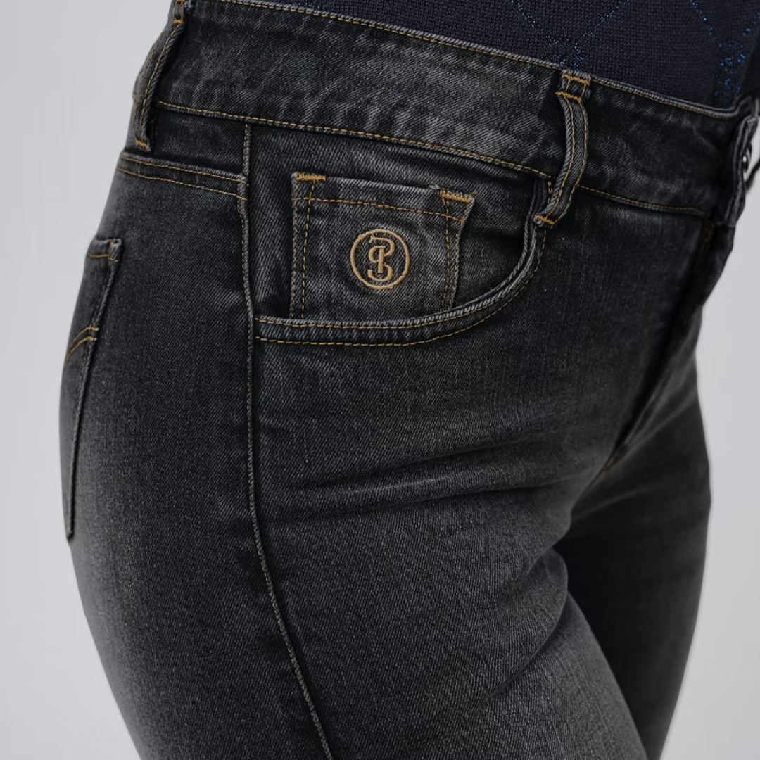 #colour_black-denim