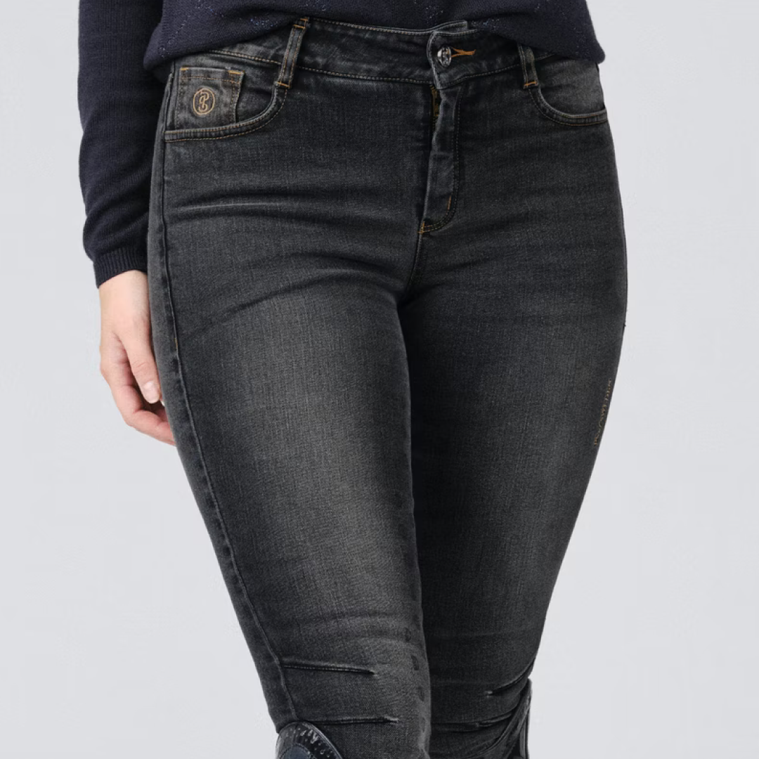 #colour_black-denim